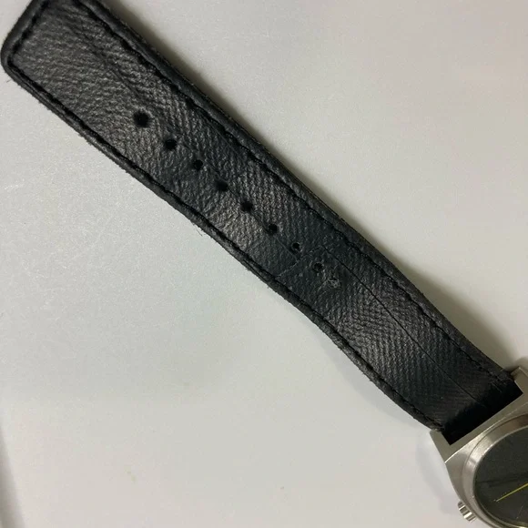 Nixon Silver and Black Watch - Picture 3 of 8